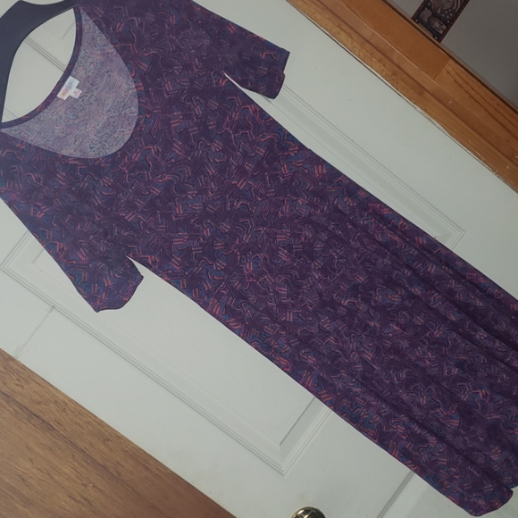 Dress - Picture 2 of 4